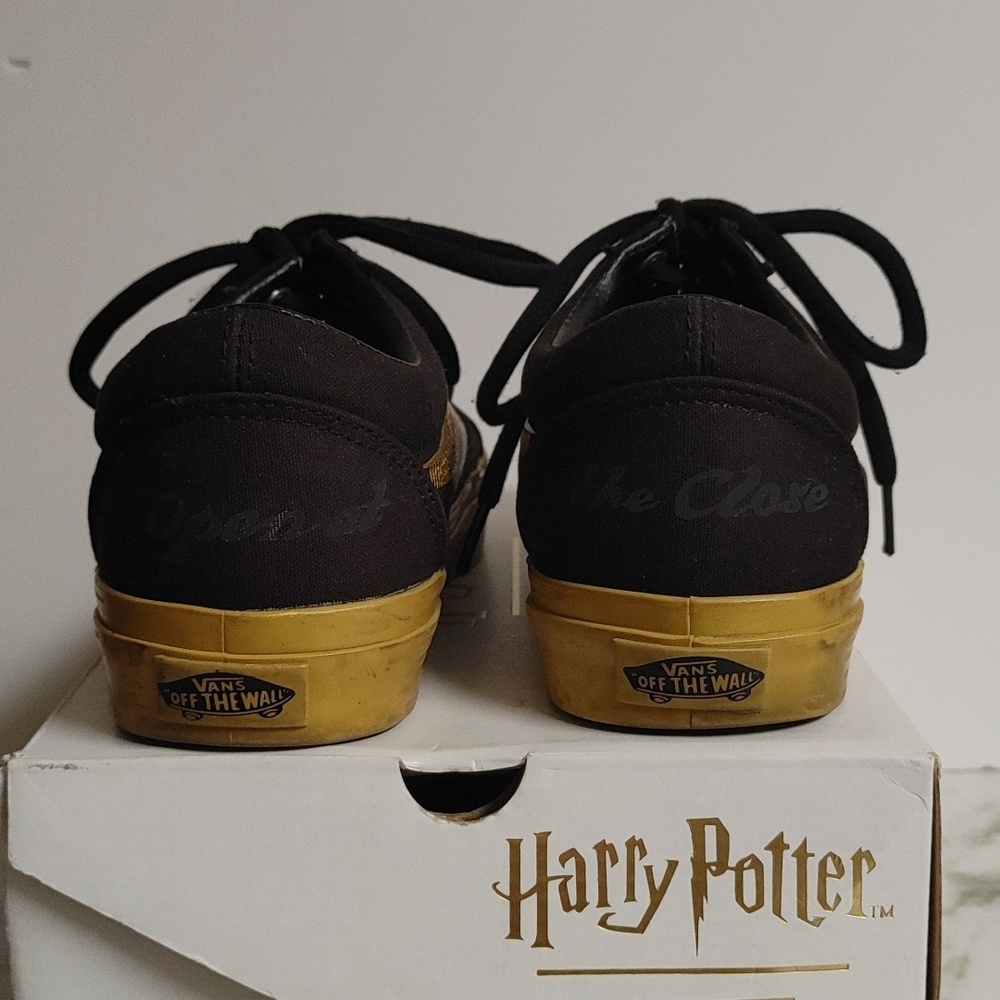 SOLD Harry Potter Vans Old Skool 6.5 Mens, 8.0 Women's - Picture 5 of 12